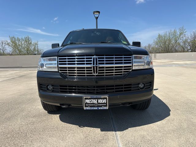 2014 Lincoln Navigator Base