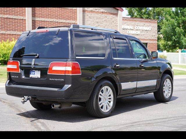 2014 Lincoln Navigator Base