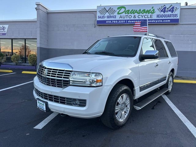 2014 Lincoln Navigator Base