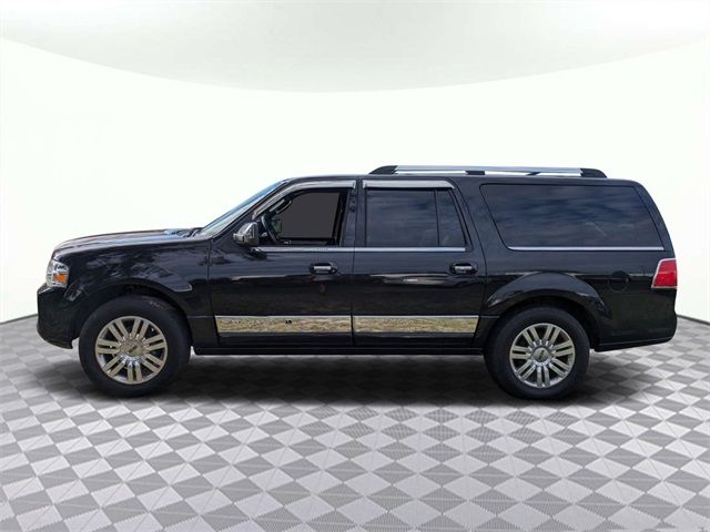 2014 Lincoln Navigator L Base