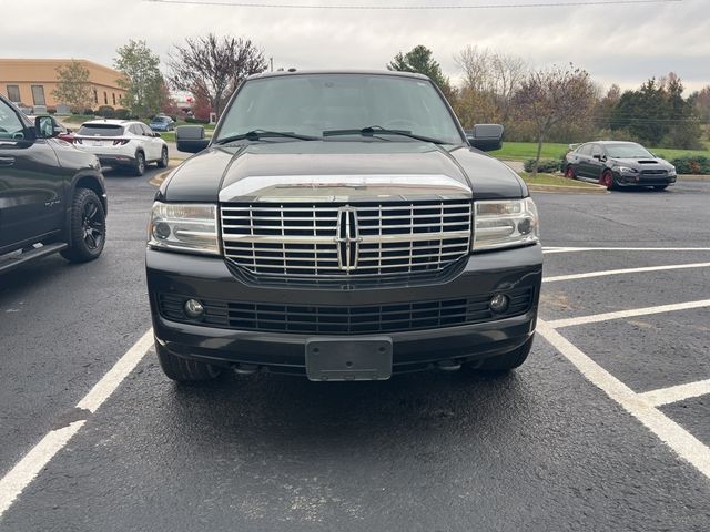 2014 Lincoln Navigator L Base