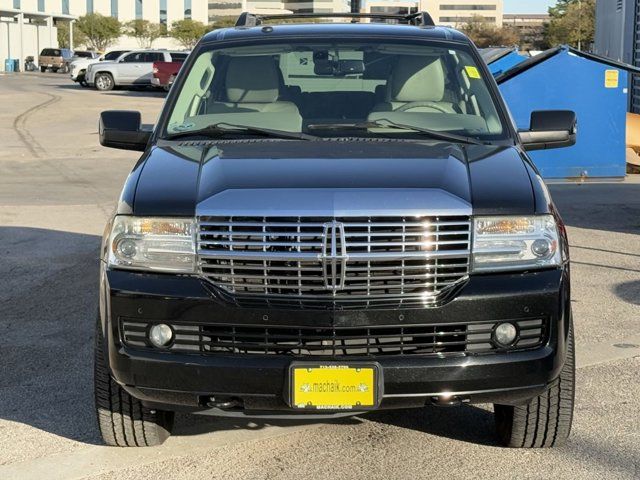 2014 Lincoln Navigator Base