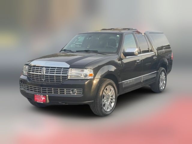 2014 Lincoln Navigator L Base