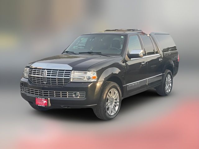 2014 Lincoln Navigator L Base