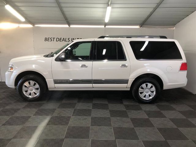 2014 Lincoln Navigator L Base