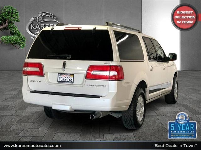 2014 Lincoln Navigator L Base