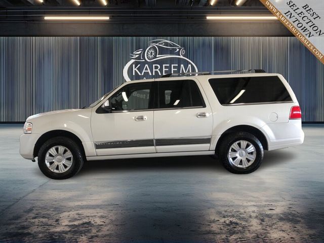 2014 Lincoln Navigator L Base