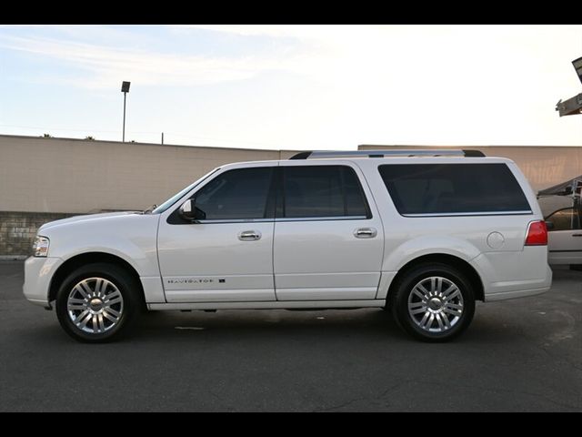 2014 Lincoln Navigator L Base