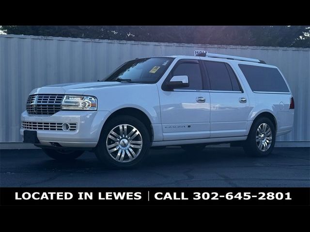 2014 Lincoln Navigator L Base