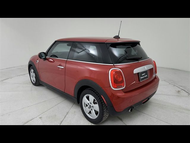 2014 MINI Cooper Hardtop Base