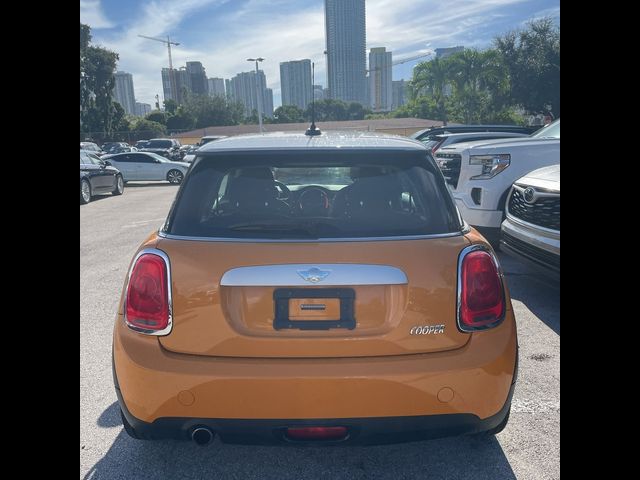 2014 MINI Cooper Hardtop Base