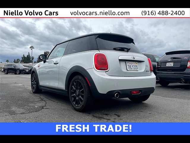 2014 MINI Cooper Hardtop Base