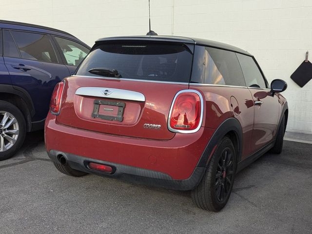 2014 MINI Cooper Hardtop Base