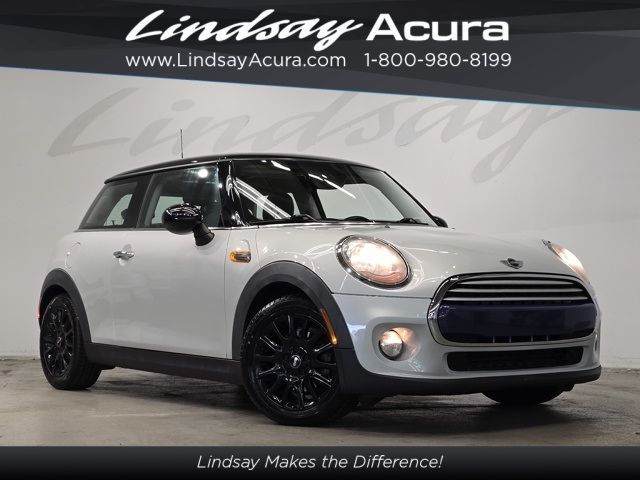 2014 MINI Cooper Hardtop Base