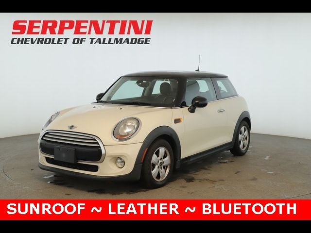 2014 MINI Cooper Hardtop Base