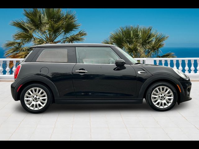 2014 MINI Cooper Hardtop Base