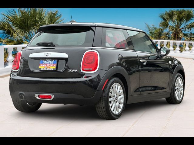 2014 MINI Cooper Hardtop Base