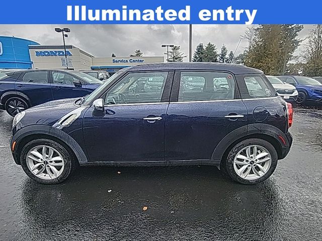 2014 MINI Cooper Countryman Base