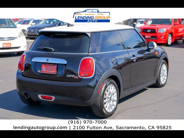 2014 MINI Cooper Hardtop Base