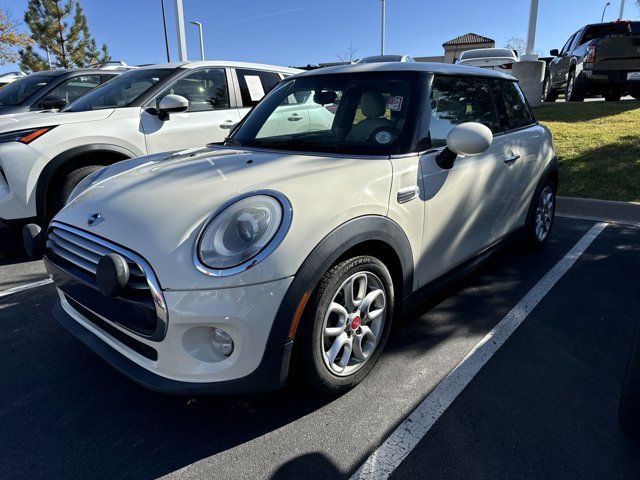 2014 MINI Cooper Hardtop Base