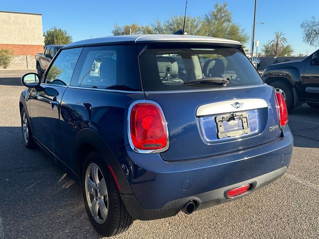 2014 MINI Cooper Hardtop Base