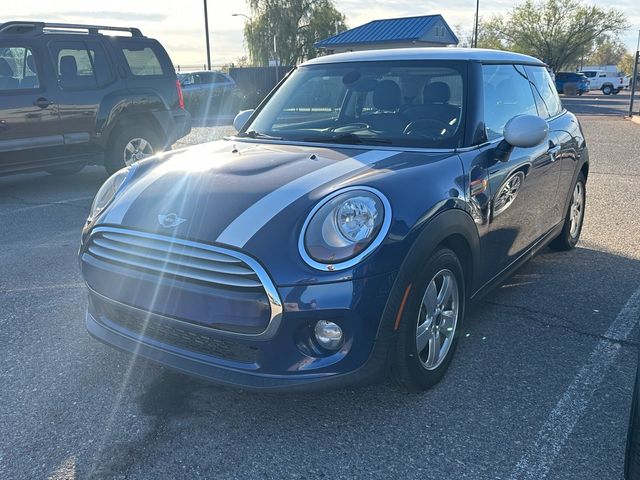 2014 MINI Cooper Hardtop Base