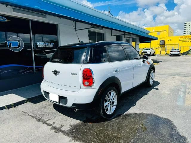 2014 MINI Cooper Countryman Base