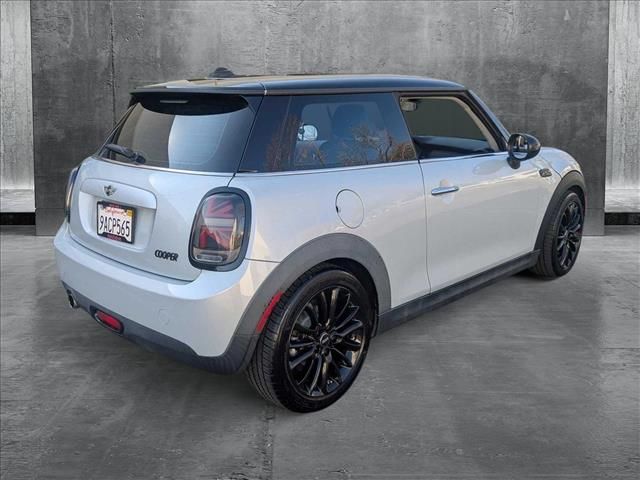 2014 MINI Cooper Hardtop Base