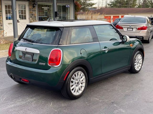 2014 MINI Cooper Hardtop Base