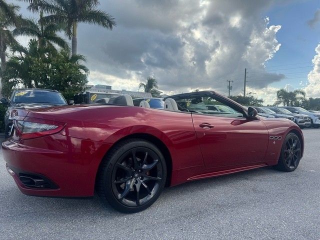 2014 Maserati GranTurismo 