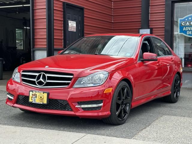 2014 Mercedes-Benz C-Class 300 Sport