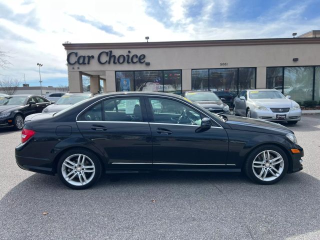 2014 Mercedes-Benz C-Class 300 Luxury