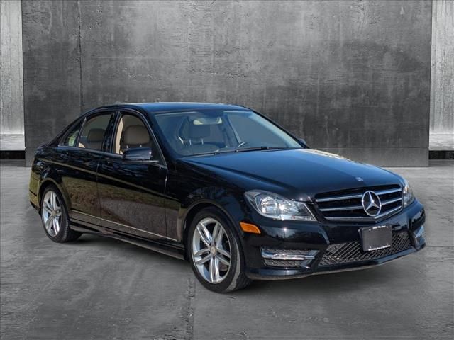 2014 Mercedes-Benz C-Class 300 Luxury