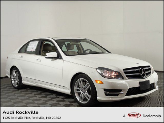 2014 Mercedes-Benz C-Class 300 Sport