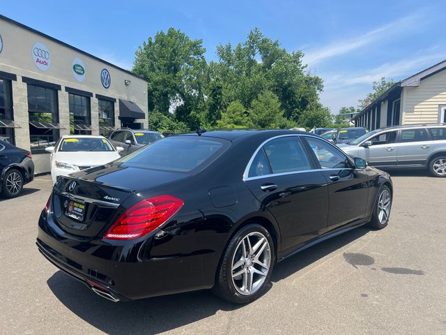 2014 Mercedes-Benz S-Class 550