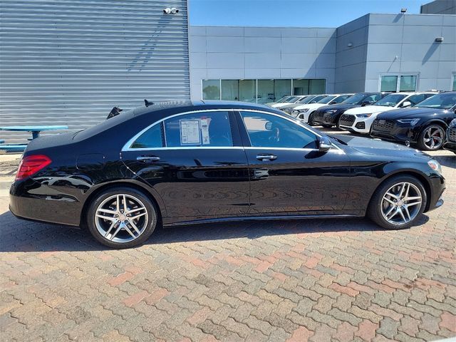 2014 Mercedes-Benz S-Class 550