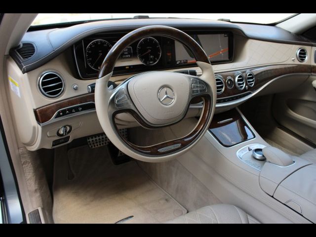 2014 Mercedes-Benz S-Class 550