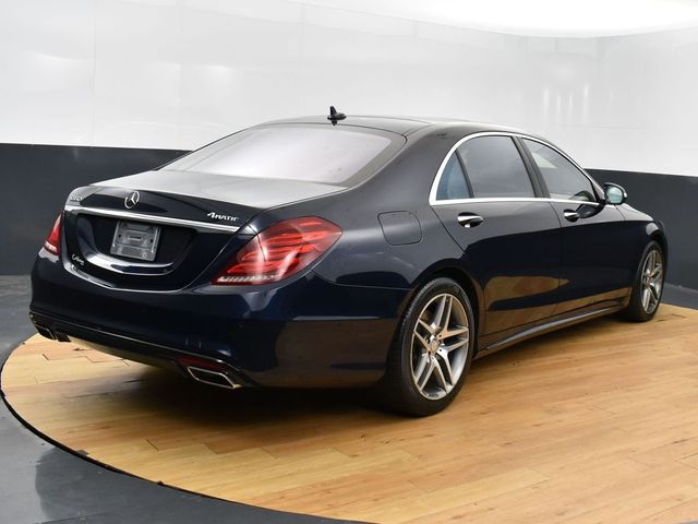 2014 Mercedes-Benz S-Class 550