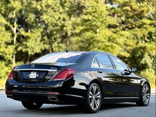 2014 Mercedes-Benz S-Class 550