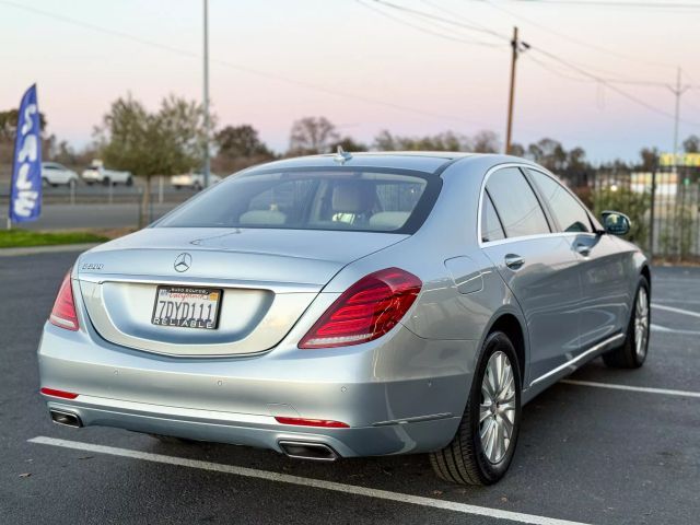 2014 Mercedes-Benz S-Class 550
