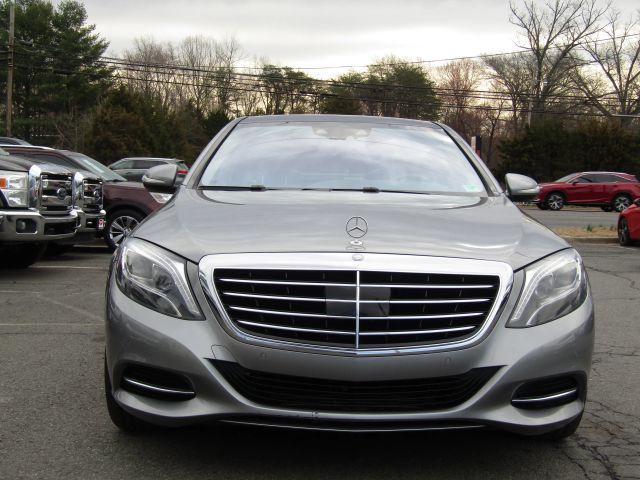 2014 Mercedes-Benz S-Class 550