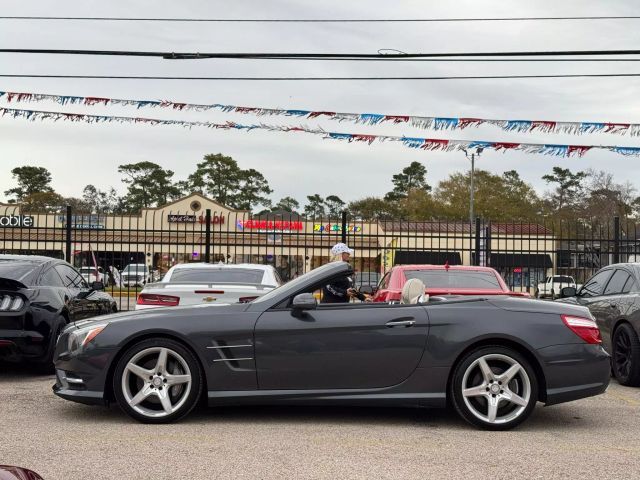 2014 Mercedes-Benz SL-Class 550