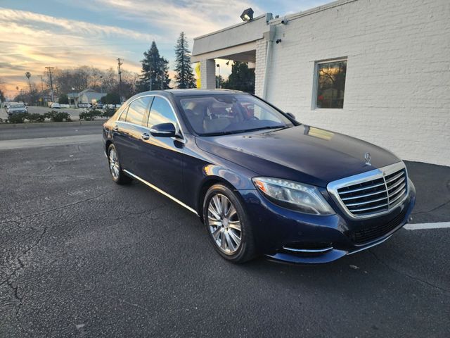 2014 Mercedes-Benz S-Class 550
