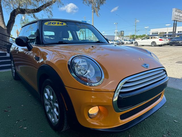 2014 MINI Cooper Hardtop Base