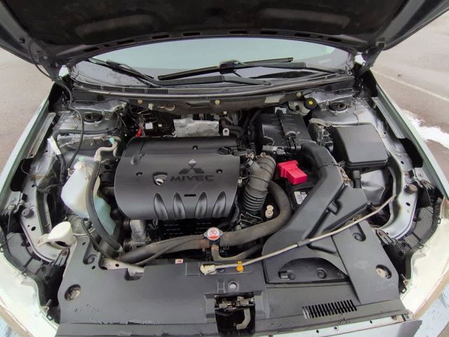 2014 Mitsubishi Lancer ES