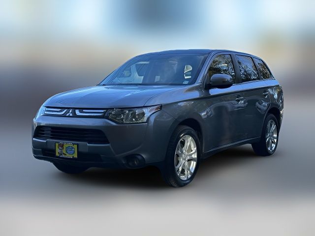 2014 Mitsubishi Outlander SE