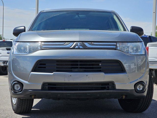 2014 Mitsubishi Outlander ES