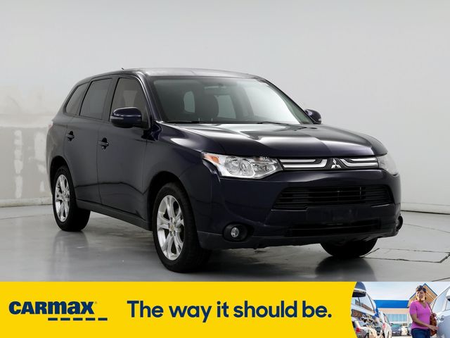 2014 Mitsubishi Outlander SE