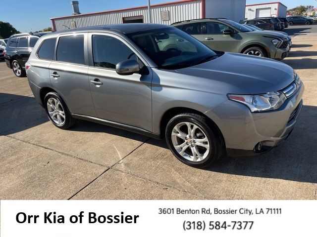 2014 Mitsubishi Outlander SE