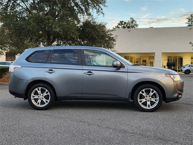 2014 Mitsubishi Outlander SE